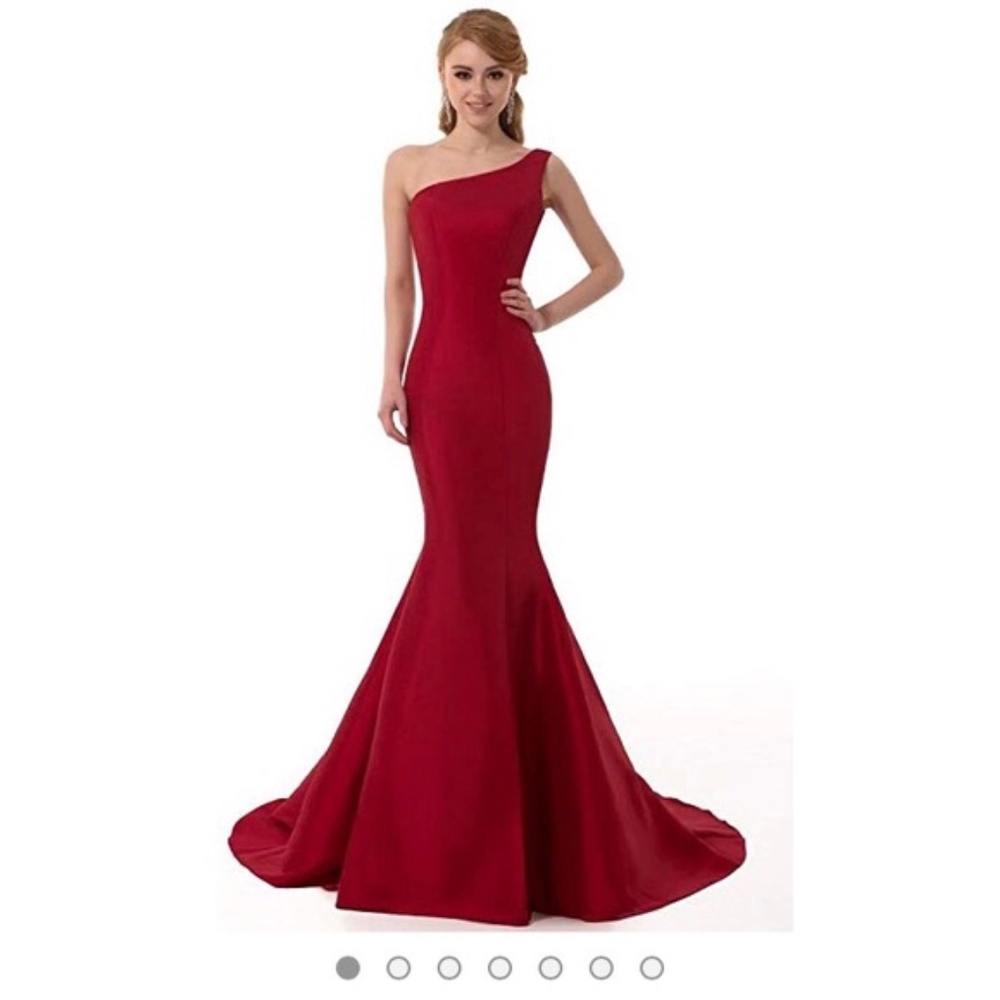 Red One Shoulder Elegant Mermaid Evening Gown
